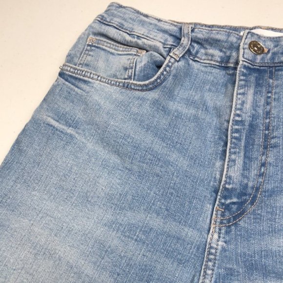 DESIGNER ZARA LIGHTWASH HIGH-RISE SKINNY JEANS 10/30x28 ⭐ - Picture 6 of 8